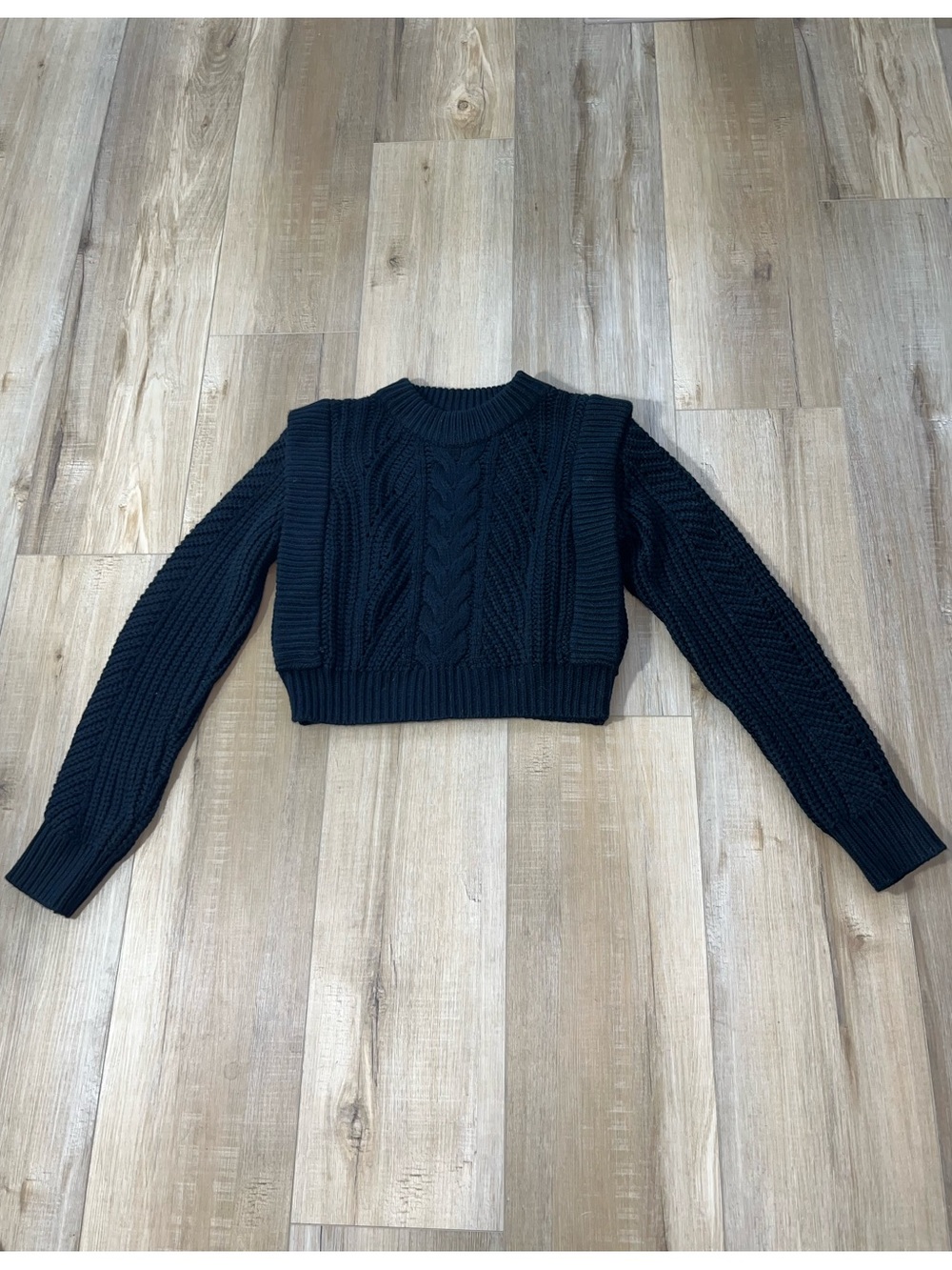 English Factory Women’s Ruffled Mock Neck cropped Knit Sweater Size Large